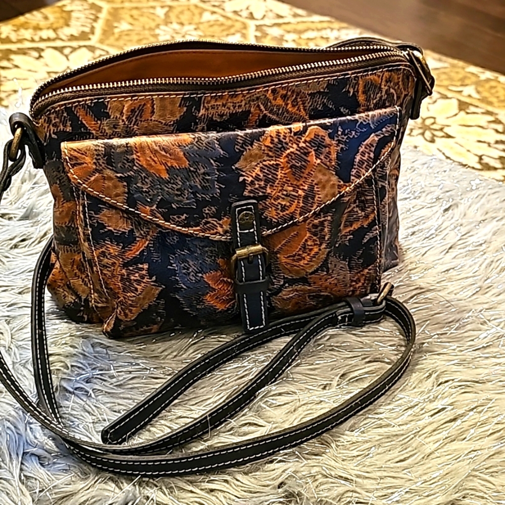 Patricia Nash navy brown floral leaf print Avellino crossbody purse.